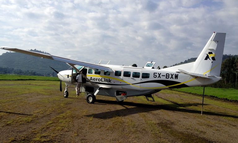 8 Days Flying Tour in Uganda: Gorillas Trek & Chimpanzee Tracking Safari